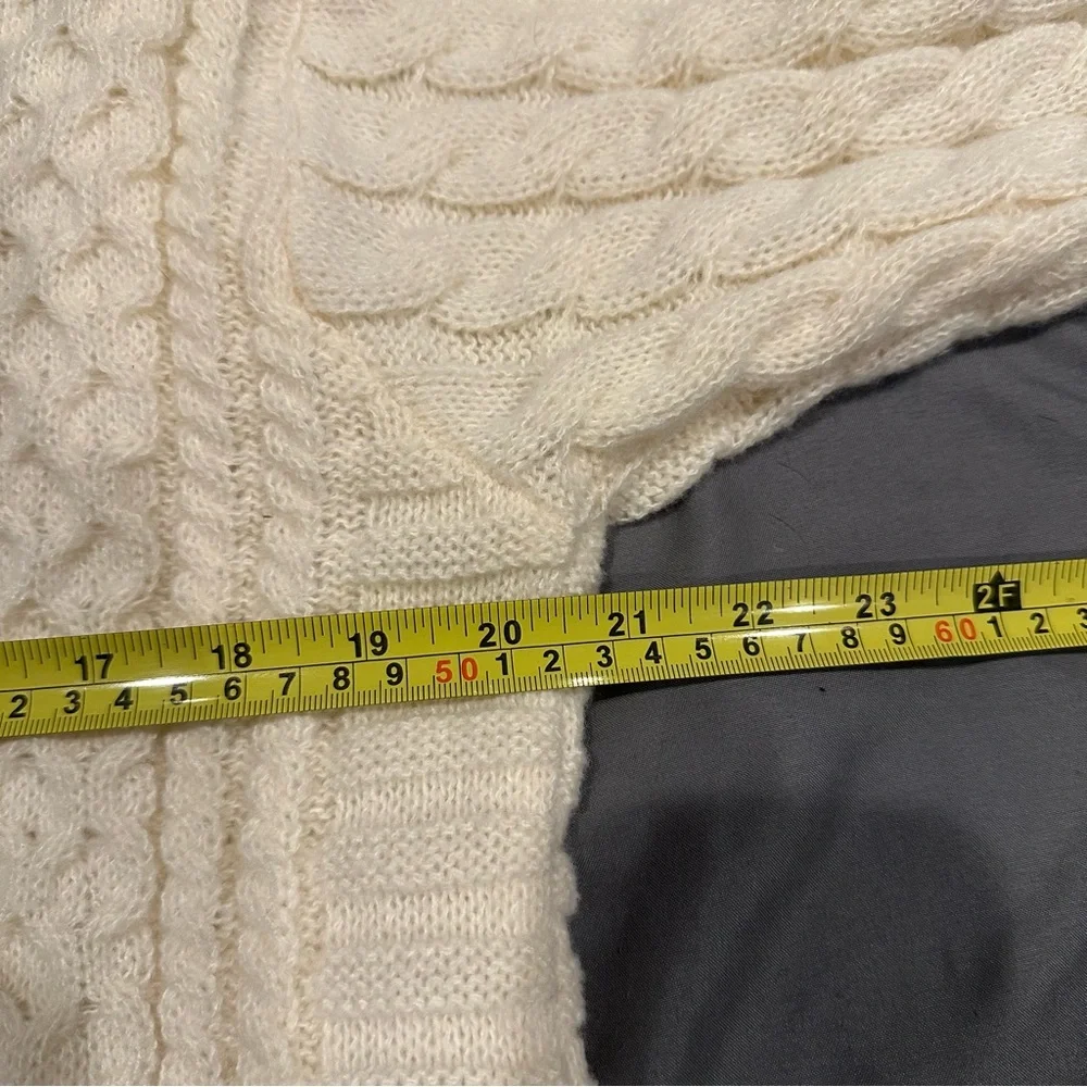 Aelfric Eden Cream Cable-Knit Sweater –‎ Size M